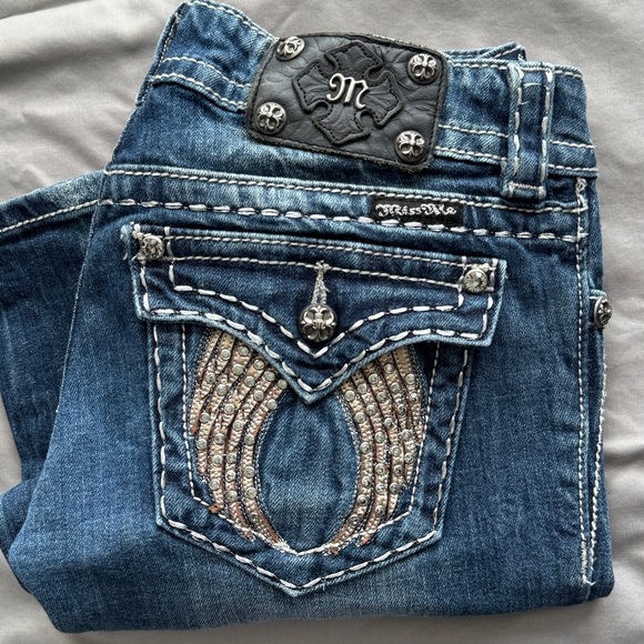 Miss Me Jeans Womens 27 Straight Low Rise Dark Wash Fallen Angel Wings Jeans - Picture 1 of 15